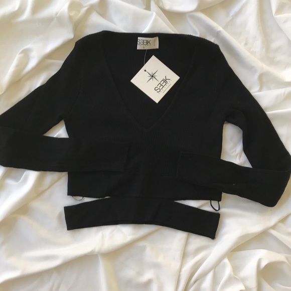 LF Seek cropped top - Picture 3 of 6